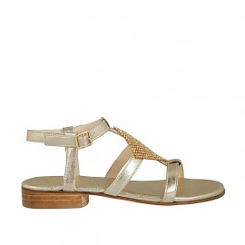 Sandalia para mujer con cinturon y estrás en piel laminada platino tacon 2 - Tallas disponibles:  32