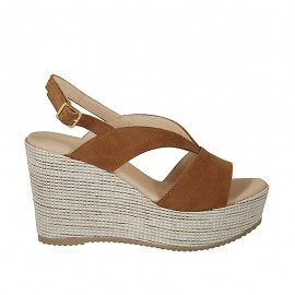 Sandalo da donna in camoscio color cuoio e tessuto intrecciato con plateau e zeppa 9 - Misure disponibili: 42, 43