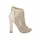 Scarpa accollata aperta in punta da donna con plateau e cerniera posteriore in pelle e pelle forata color panna tacco 11 - Misure disponibili: 33, 34