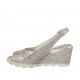 Sandalo da donna in camoscio stampato laminato argento zeppa 6 - Misure disponibili: 42