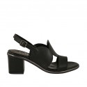 Woman's sandal in black leather heel 6