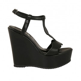Sandale pour femmes en cuir noir avec courroie, plateforme et talon compensé 12 - Pointures disponibles:  43