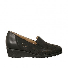 Zapato con elasticos y plantilla extraible para mujer en piel y piel perforada negra cuña 4 - Tallas disponibles:  42, 43, 45