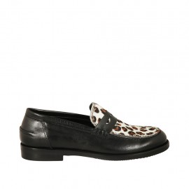 Mocassin pour femmes en cuir noir et tacheté talon 2 - Pointures disponibles:  33, 43