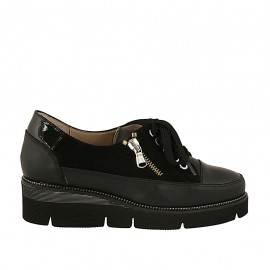 Scarpa stringata con cerniera in pelle, camoscio e vernice nera zeppa 4 - Misure disponibili: 42