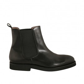 Stivaletto da uomo in pelle nera liscia con elastici laterali - Misure disponibili: 47, 50, 51