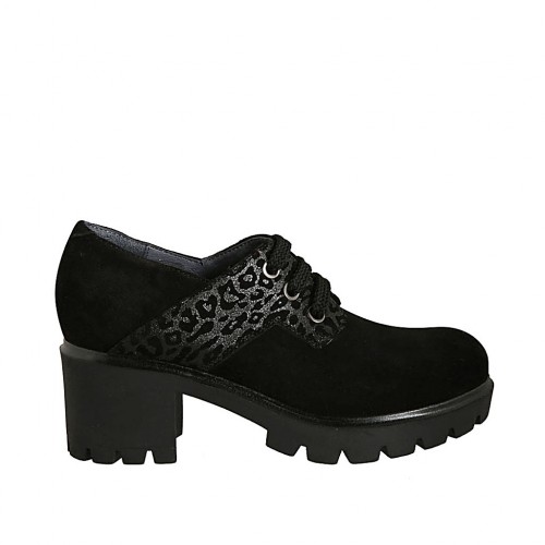 Chaussure pour femmes avec lacets en daim et daim imprimé tacheté noir talon 5 - Pointures disponibles:  33, 34, 42, 43, 44
