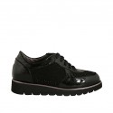 Woman's laced shoe with rhinestones and removable insole in black suede and patent leather wedge heel 3