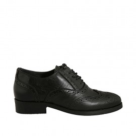 Woman's laced pointy Oxford shoe in black leather with Brogue decorations heel 3 - Available sizes:  43, 44, 45
