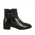 Stivaletto da donna con fibbia e cerniera in pelle nera tacco 4