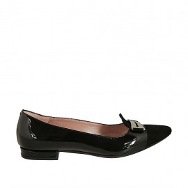 Mocassino a punta da donna con accessorio in vernice e camoscio nero tacco 1 - Misure disponibili: 34