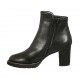Stivaletto da donna con cerniera e borchie in pelle nera tacco 7 - Misure disponibili: 44