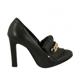 Zapato cerrado para mujer con flecos y cadena en piel negra tacon 10 - Tallas disponibles:  31, 32, 34