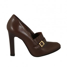 Scarpa accollata da donna con fibbia e frange in pelle marrone tacco 10 - Misure disponibili: 31, 32, 42, 43