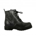 Woman's laced ankle boot with zipper in black marbled leather heel 3