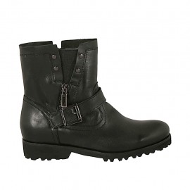 Stivaletto da donna con cerniera, fibbia, elastico e borchie in pelle nera tacco 3 - Misure disponibili: 33, 44