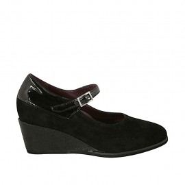 Woman's pump with strap and removable insole in black suede and patent leather wedge heel 5 - Available sizes:  44