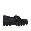 Chaussure pour femmes avec lacets, goujons et elastiques en daim et cuir verni bleu talon 3