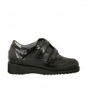 Chaussure pour femmes avec velcro et semelle interieur amovible en cuir et cuir verni noir talon compensé 3