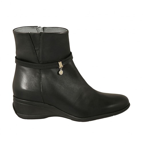 Bottines pour femmes avec fermeture éclair et courroie en cuir noir talon compensé 5 - Pointures disponibles:  43