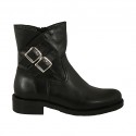 Bottines pour femmes avec fermeture éclair et boucles en cuir lisse noir avec talon 3