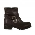 Woman's ankle boot with zipper and buckles in brown leather heel 3