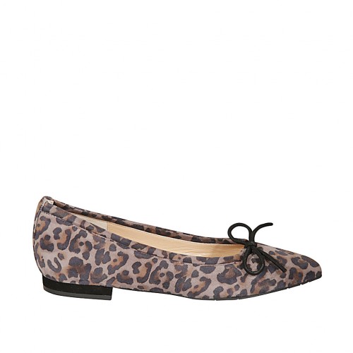 Ballerina a punta da donna con fiocco in camoscio stampato maculato tacco 1 - Misure disponibili: 42