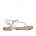 Sandalo infradito da donna in pelle laminata argento tacco 1