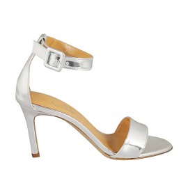 Zapato abierto con cinturon para mujer en piel laminada plateada tacon 8 - Tallas disponibles:  34, 42, 43, 46