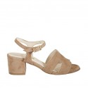 Sandale pour femmes en daim beige sable avec courroie talon 5