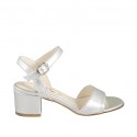 Woman's sandal with strap in silver laminated leather heel 5