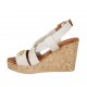Sandalo da donna in camoscio beige chiaro con accessorio, plateau e zeppa 9 - Misure disponibili: 32, 33, 34