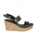 Woman's sandal in black leather with platform and wedge 7