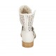 Bottines pour femmes avec fermeture éclair et boucle en cuir et cuir perforé de couleur crème talon 3 - Pointures disponibles:  42, 43, 44, 45