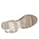 Sandalia para mujer en gamuza beis arena y tejido laminado bronce con plataforma y cuña 9 - Tallas disponibles:  34