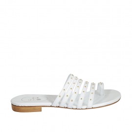 Sabot infradito con borchie da donna in pelle bianca tacco 1 - Misure disponibili: 33, 43, 44, 45