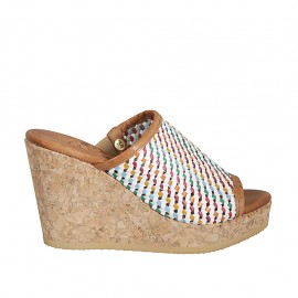 Mule ouvert pour femmes en cuir tressé multicouleur avec plateforme et talon compensé 9 - Pointures disponibles:  34, 42, 43, 44