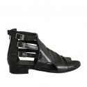 Woman's open shoe with zipper and straps in black leather heel 2