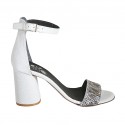Woman's open shoe with ankle strap in white printed leather and printed striped multicolored suede heel 7