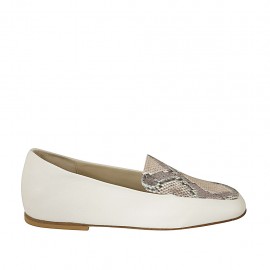 Mocassin pour femmes en cuir blanc et imprimé multicouleur talon 1 - Pointures disponibles:  33, 34, 42, 43