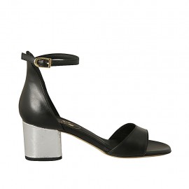 Zapato abierto con cinturon para mujer en piel negra y laminada plateada tacon 5 - Tallas disponibles:  42, 43