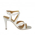 Sandale pour femmes avec courroie en cuir blanc et argent talon 8