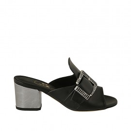 Sabot da donna con fibbia in pelle nera e laminata argento tacco 5 - Misure disponibili: 33, 34, 42, 43, 44, 45