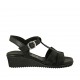 Sandale pour femmes en cuir noir avec courroie et talon compensé 4 - Pointures disponibles:  43, 44, 45
