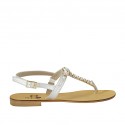 Woman's thong sandal in silver leather with rhinestones heel 2