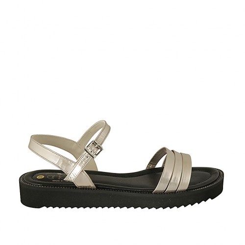 Sandalo da donna con cinturino in pelle laminata platino zeppa 3 - Misure disponibili: 42, 43, 44, 45, 46