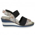 Sandalo da donna con elastici in camoscio stampato multicolore zeppa 6