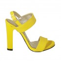 Sandale avec plateforme pour femmes en cuir jaune talon 10