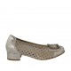 Decolté da donna con accessorio e plantare estraibile in camoscio forato taupe e pelle stampata laminata argento tacco 3 - Misure disponibili: 32, 33, 34, 45