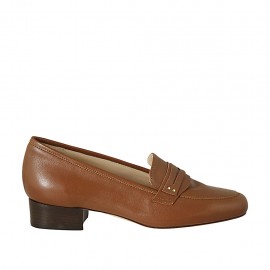 Mocasino para mujer en piel color cuero tacon 2 - Tallas disponibles:  33, 34, 43, 44, 45